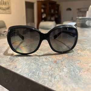 Black Dolce & Gabbana sunglasses. D & G 8075. Preloved with a lot of life left.